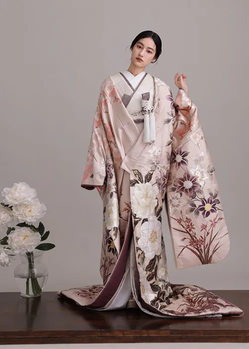 和装（色打掛）