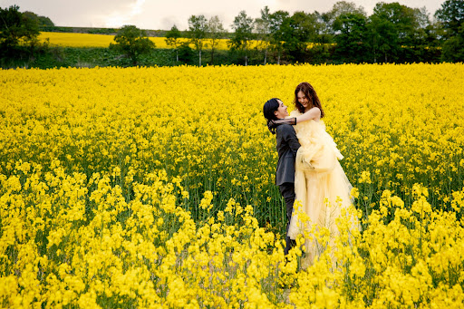 Hokkaido photo wedding location （北海道 フォトウェディング ロケーション） Furano lavender pre-wedding shoot （富良野 ラベンダー 前撮り） Biei wedding photography （美瑛 ウェディングフォト） aim Sapporo （aim 札幌） Vancouver Fashion Week dress