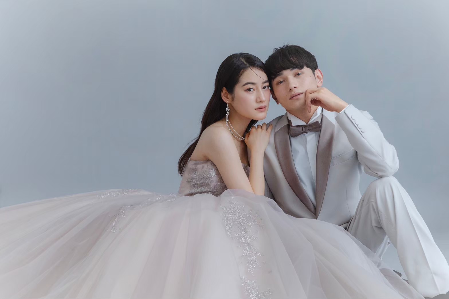 スタジオ、フォトスタジオ、結婚、写真、撮影、前撮り、札幌、北海道、ウエディングドレス、カラードレス、和装、色打掛、レース打掛、オリジナル、ファッション、ファッションウィーク、バンクーバー、VFW、カウンセリング、ヘアメイク、おしゃれ、トレンド、ソロウェディング、ソロ、お得、キャンペーン、コーディネート、ヘアメイク、ヘア、メイク、駅近、アクセス、立地、地下直結、大人婚