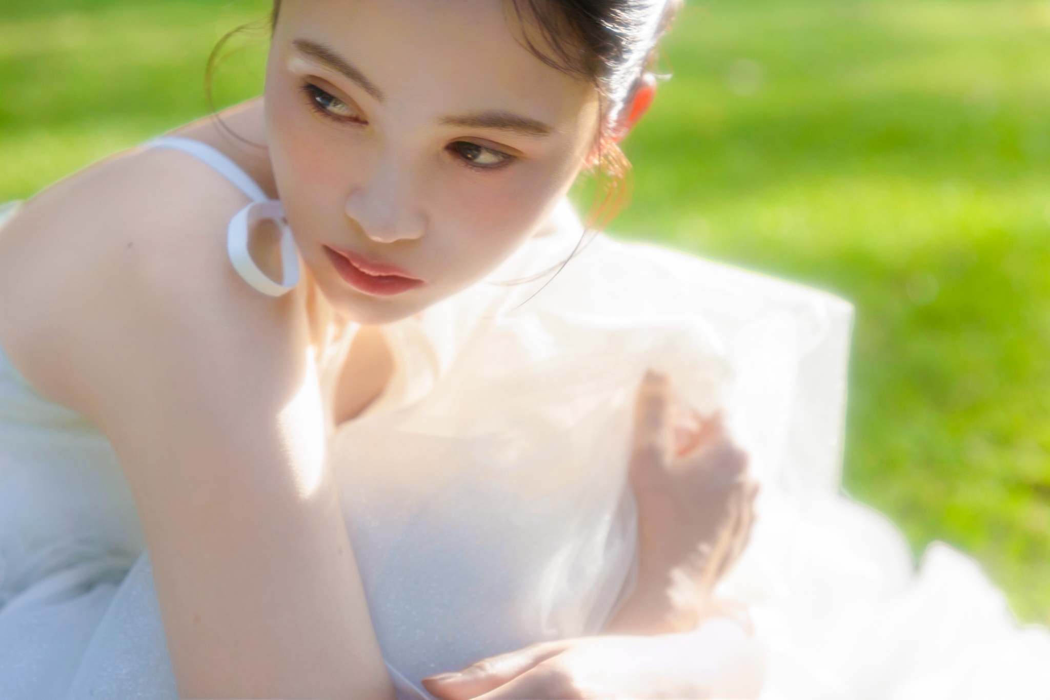 スタジオ、ロケーション、フォトスタジオ、ウェディングフォト、フォトウェディング、結婚、写真、撮影、前撮り、札幌、北海道、ウエディングドレス、カラードレス、和装、色打掛、レース打掛、オリジナル、ファッション、ファッションウィーク、バンクーバー、VFW、カウンセリング、ヘアメイク、おしゃれ、トレンド、ソロウェディング、ソロ、お得、キャンペーン、コーディネート、ヘアメイク、ヘア、メイク、駅近、アクセス、立地、地下直結、シルバーウィーク、森、自然